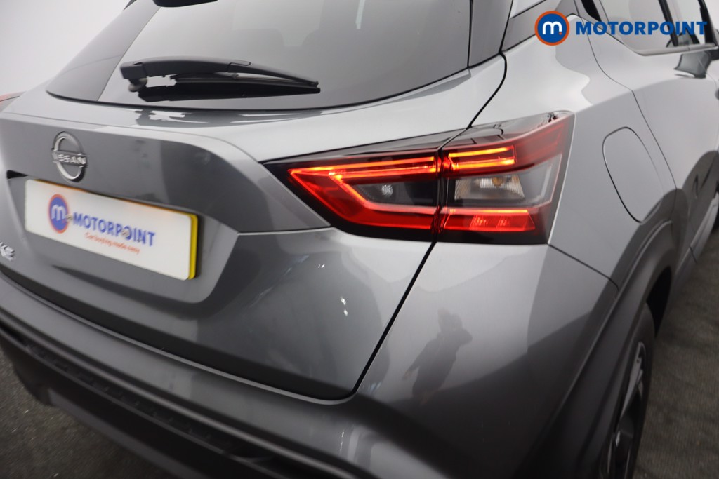 Nissan Juke N-Connecta Automatic Petrol SUV - Stock Number (1650322) - 3rd supplementary image