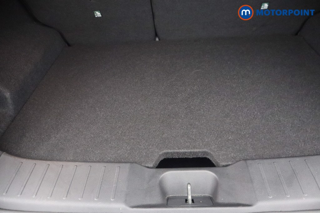 Nissan Juke N-Connecta Automatic Petrol SUV - Stock Number (1650322) - 5th supplementary image