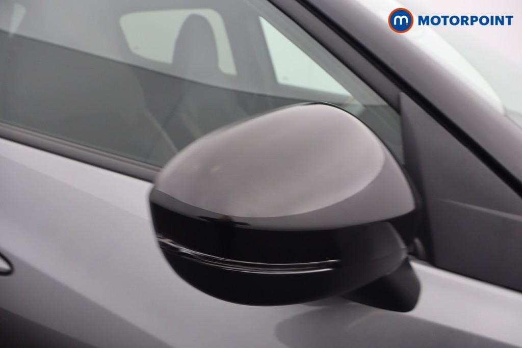 Nissan Juke N-Connecta Automatic Petrol SUV - Stock Number (1650322) - 22nd supplementary image
