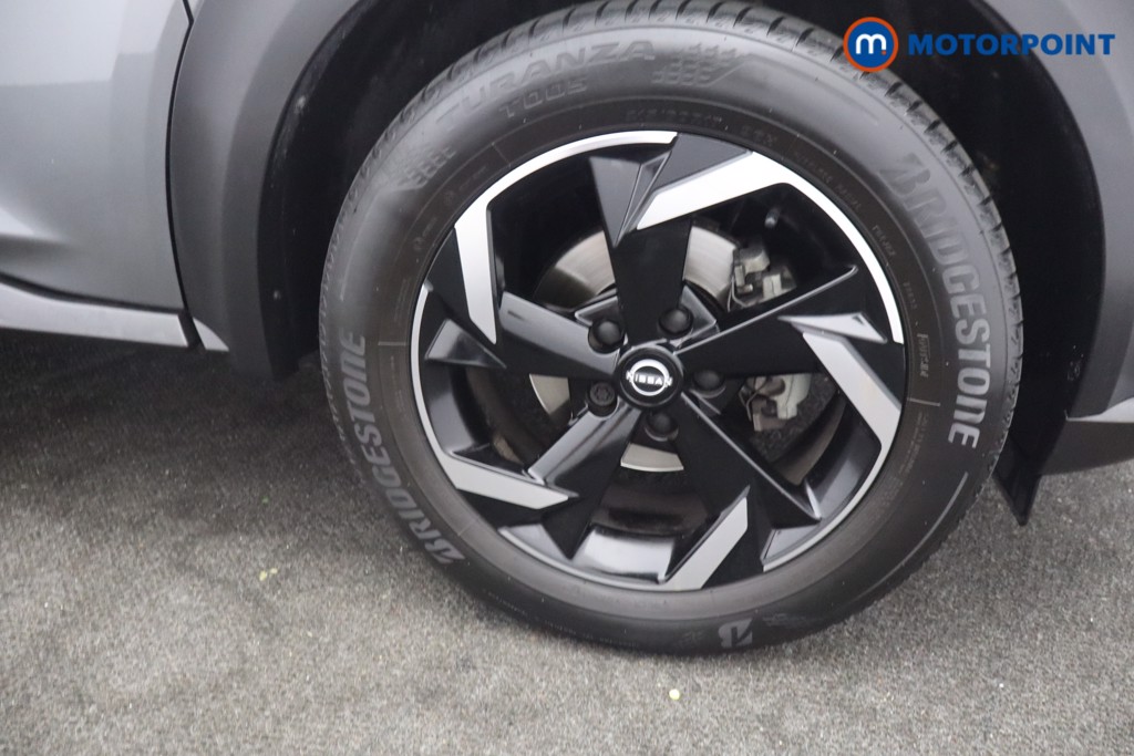 Nissan Juke N-Connecta Automatic Petrol SUV - Stock Number (1650322) - 23rd supplementary image