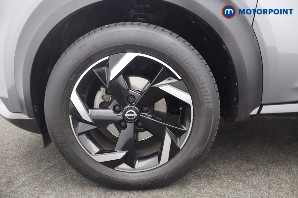 Nissan Juke N-Connecta Automatic Petrol SUV - Stock Number (1650322) - 27th supplementary image