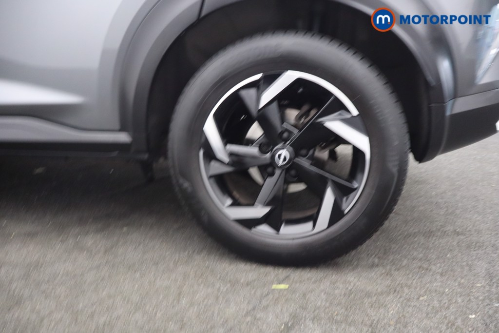 Nissan Juke N-Connecta Automatic Petrol SUV - Stock Number (1650322) - 28th supplementary image