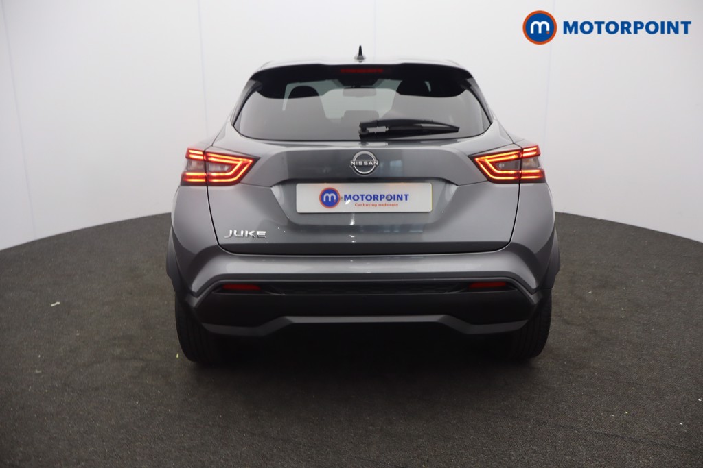 Nissan Juke N-Connecta Automatic Petrol SUV - Stock Number (1650322) - 1st supplementary image