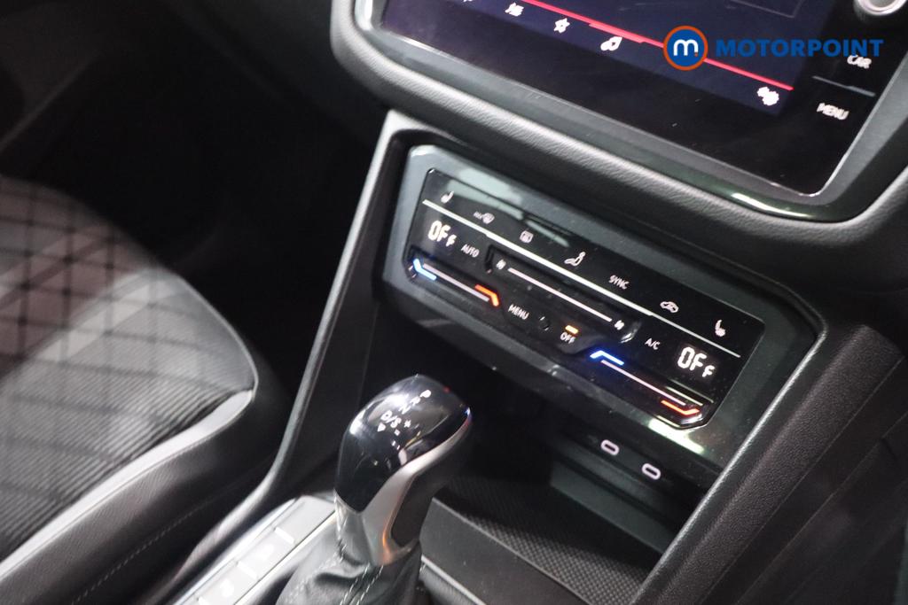 Volkswagen Tiguan R-Line Automatic Petrol SUV - Stock Number (1650405) - 7th supplementary image