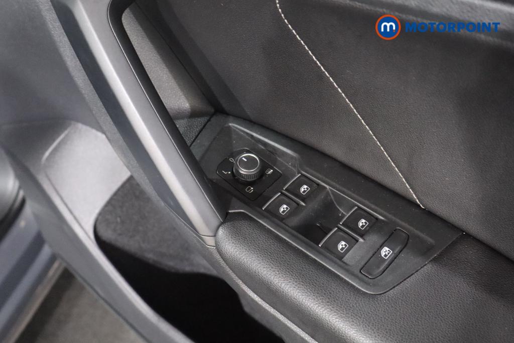 Volkswagen Tiguan R-Line Automatic Petrol SUV - Stock Number (1650405) - 11th supplementary image