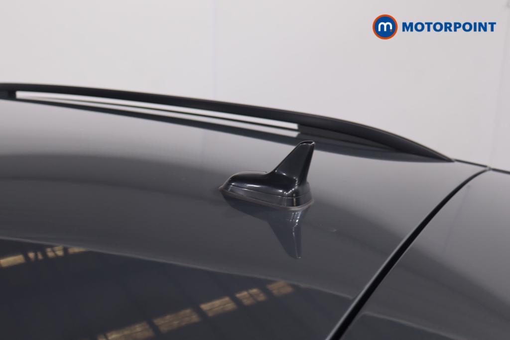 Volkswagen Tiguan R-Line Automatic Petrol SUV - Stock Number (1650405) - 16th supplementary image