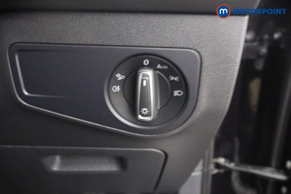 Volkswagen Tiguan R-Line Automatic Petrol SUV - Stock Number (1650407) - 13th supplementary image