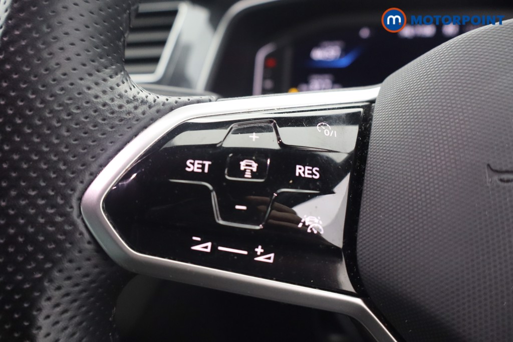 Volkswagen Tiguan R-Line Automatic Petrol SUV - Stock Number (1650407) - 15th supplementary image