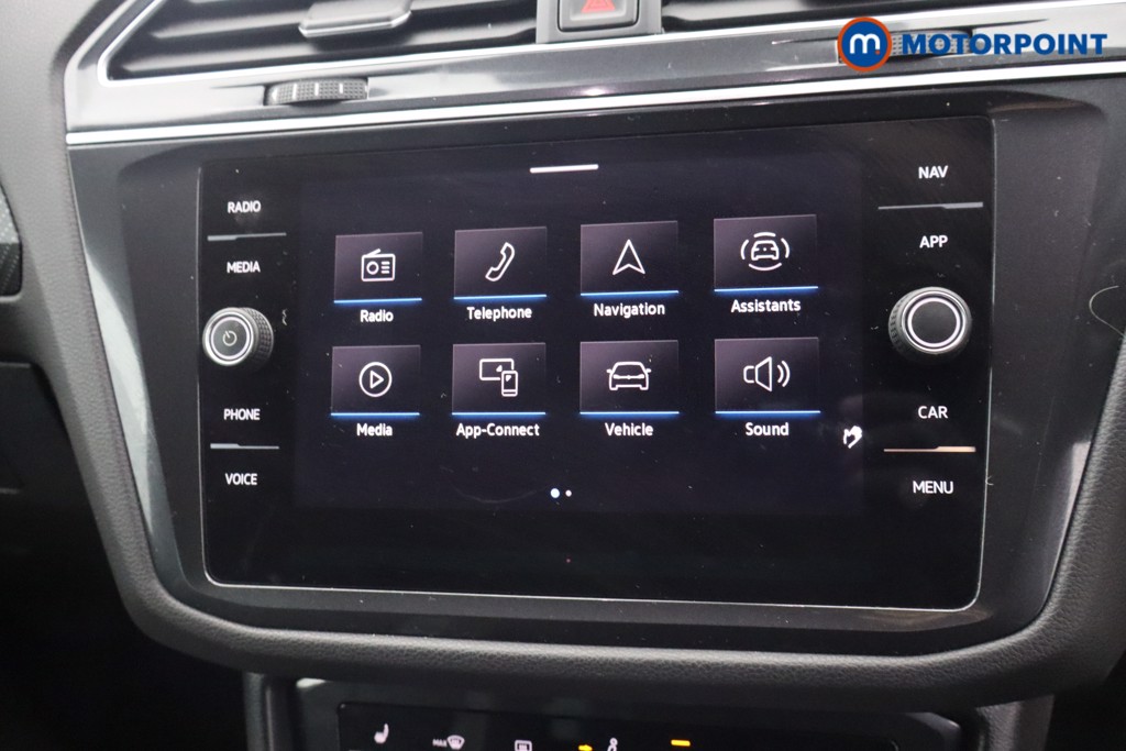 Volkswagen Tiguan R-Line Automatic Petrol SUV - Stock Number (1650407) - 19th supplementary image