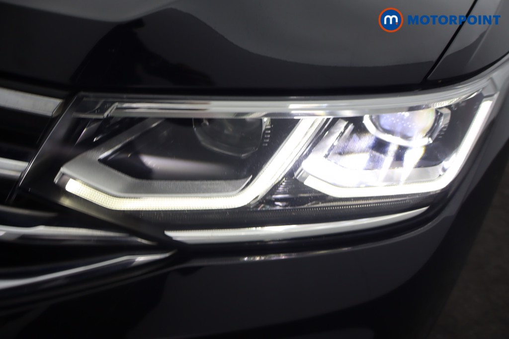 Volkswagen Tiguan R-Line Automatic Petrol SUV - Stock Number (1650407) - 25th supplementary image