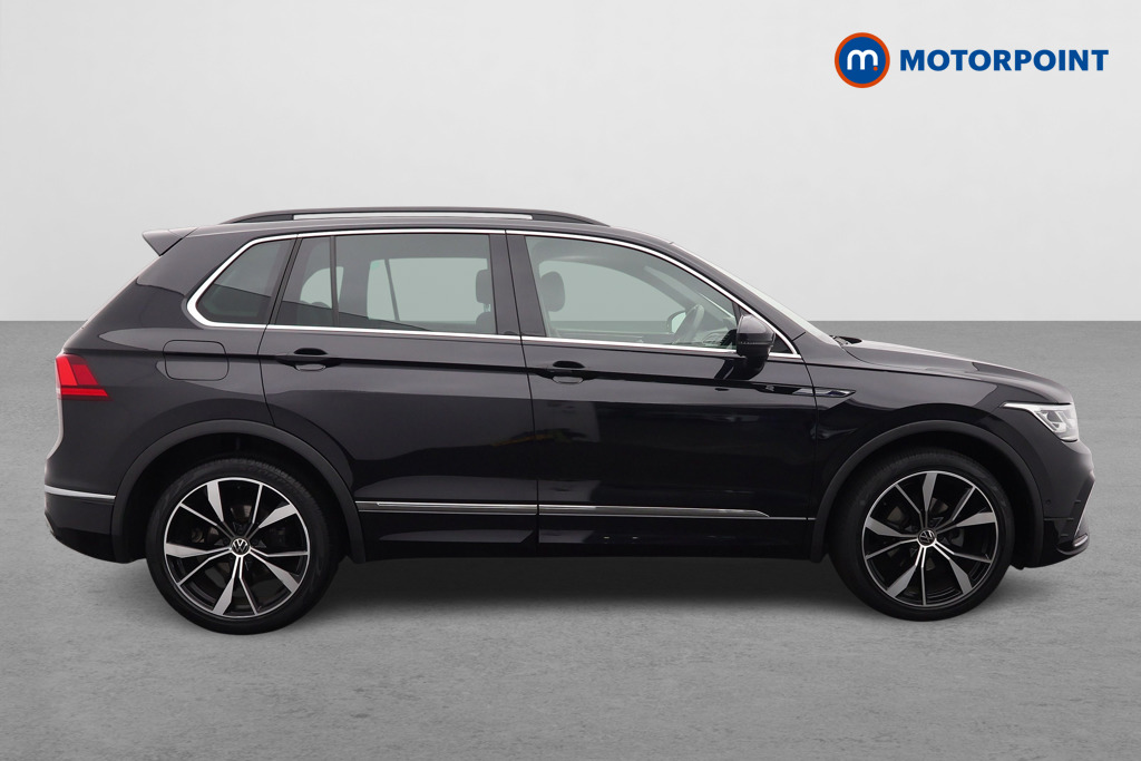 Volkswagen Tiguan R-Line Automatic Petrol SUV - Stock Number (1650407) - Drivers side