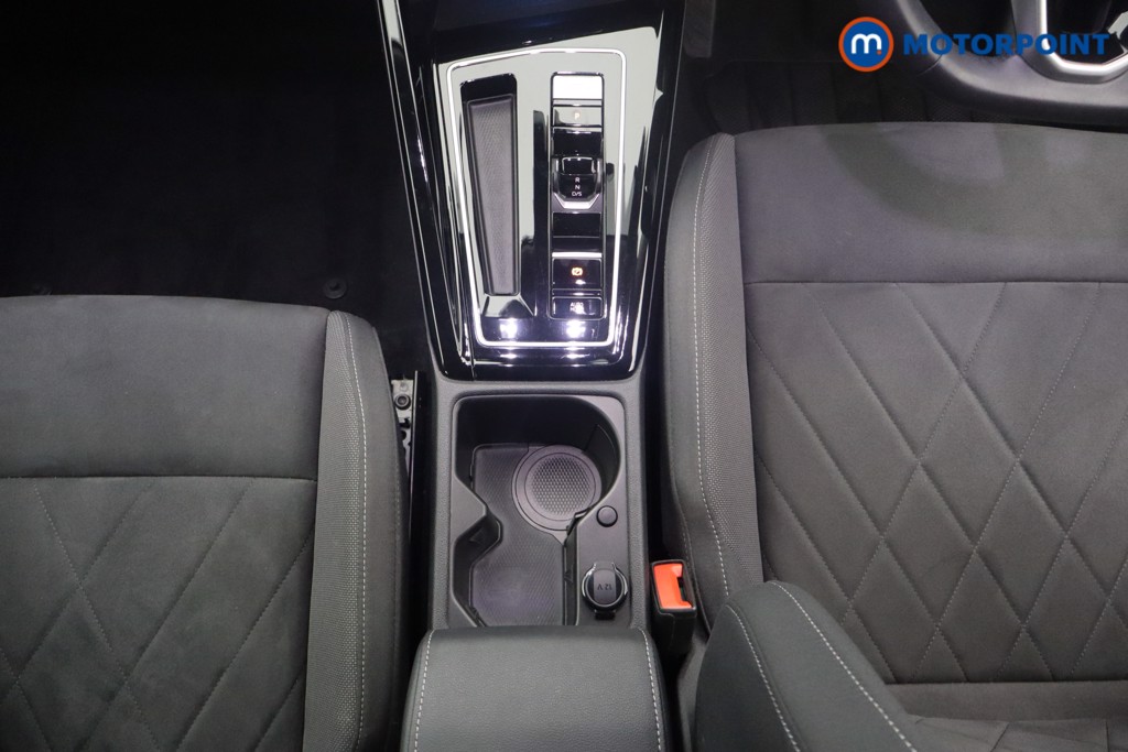 Volkswagen Golf Style Automatic Petrol Plug-In Hybrid Hatchback - Stock Number (1650441) - 6th supplementary image