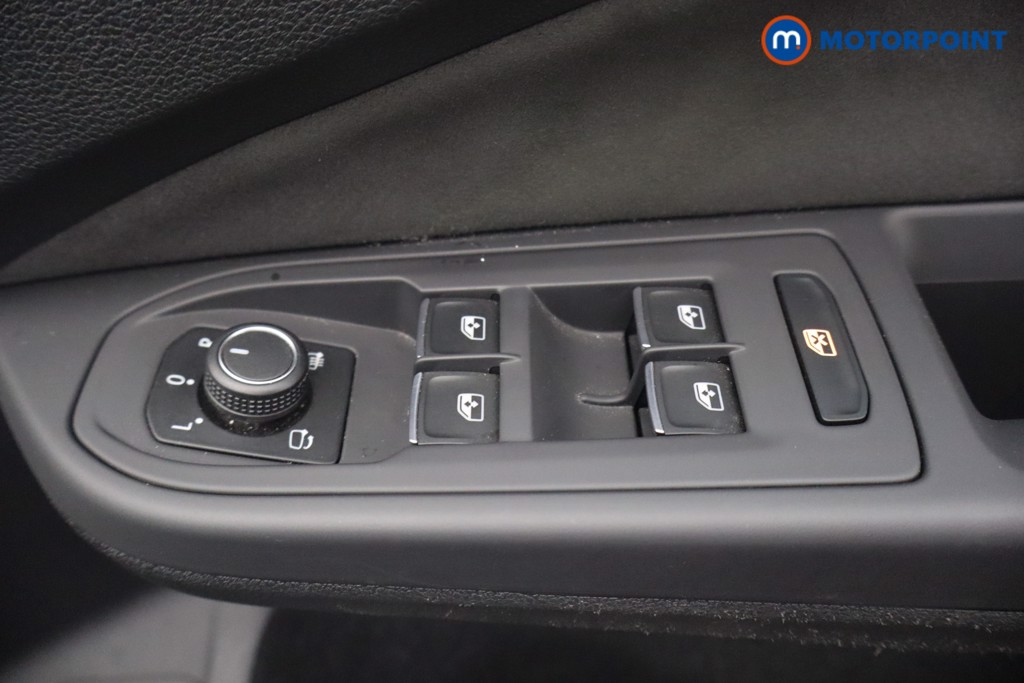 Volkswagen Golf Style Automatic Petrol Plug-In Hybrid Hatchback - Stock Number (1650441) - 25th supplementary image