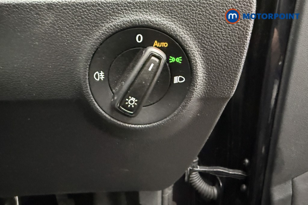 Volkswagen T-Roc Life Automatic Petrol SUV - Stock Number (1650542) - 5th supplementary image