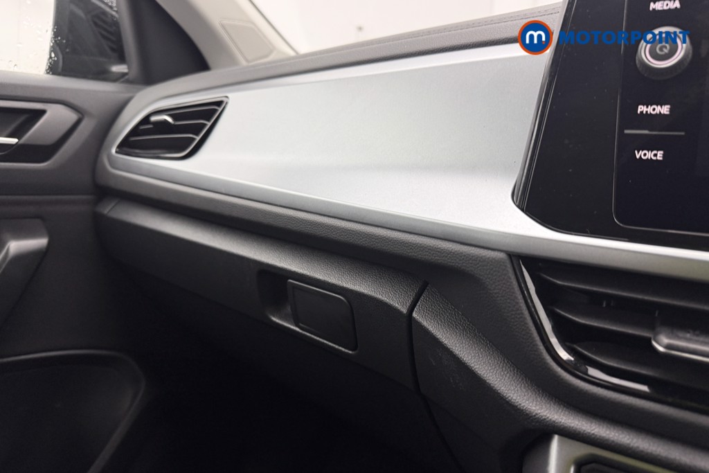 Volkswagen T-Roc Life Automatic Petrol SUV - Stock Number (1650542) - 13th supplementary image