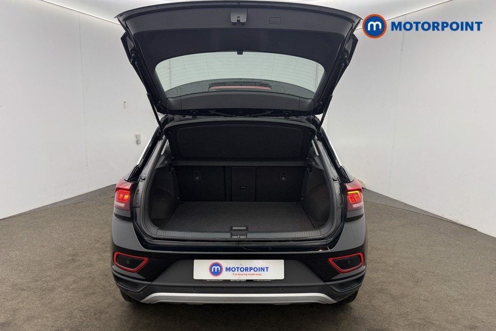 Volkswagen T-Roc Life Automatic Petrol SUV - Stock Number (1650542) - 18th supplementary image