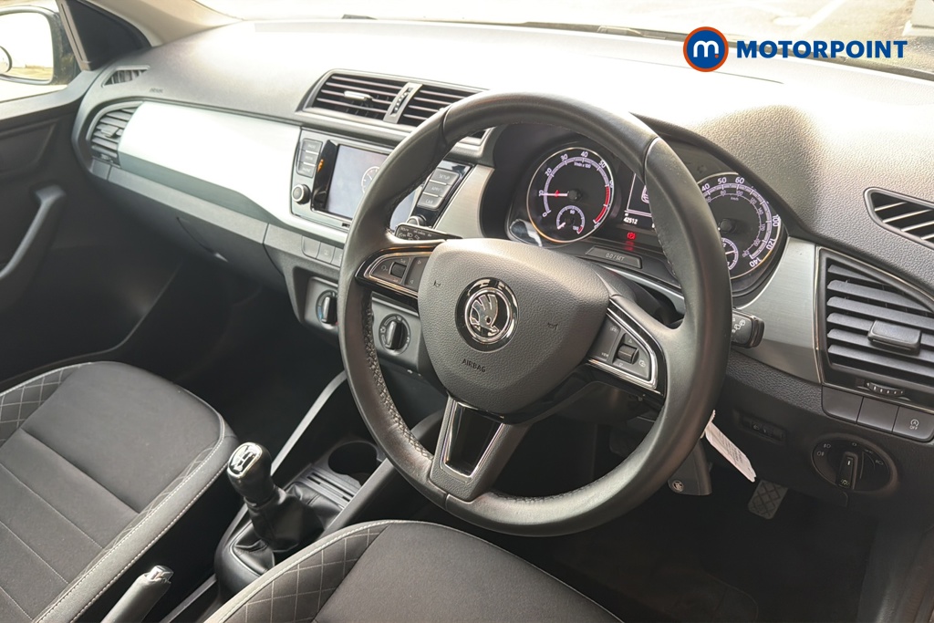 Skoda Fabia SE Manual Petrol Hatchback - Stock Number (1650631) - 1st supplementary image