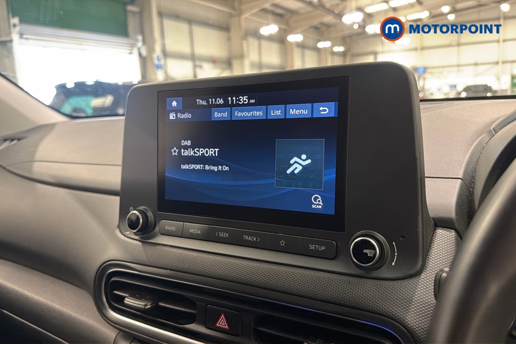 Hyundai Kona Se Connect Automatic Petrol-Electric Hybrid SUV - Stock Number (1650647) - 9th supplementary image