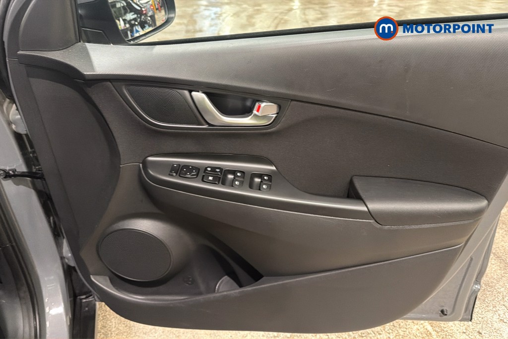 Hyundai Kona Se Connect Automatic Petrol-Electric Hybrid SUV - Stock Number (1650647) - 19th supplementary image