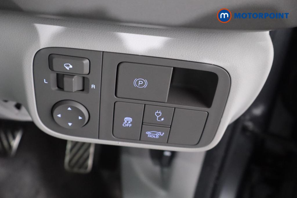 Hyundai Ioniq 6 Ultimate Automatic Electric Saloon - Stock Number (1650661) - 7th supplementary image