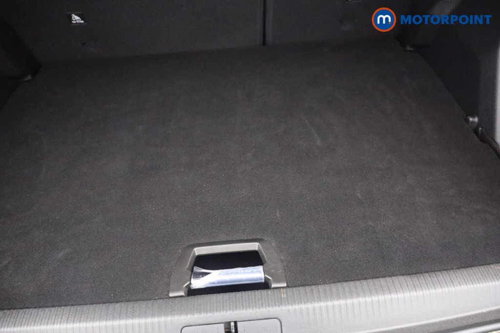 Peugeot 2008 Allure Manual Petrol SUV - Stock Number (1650711) - 5th supplementary image