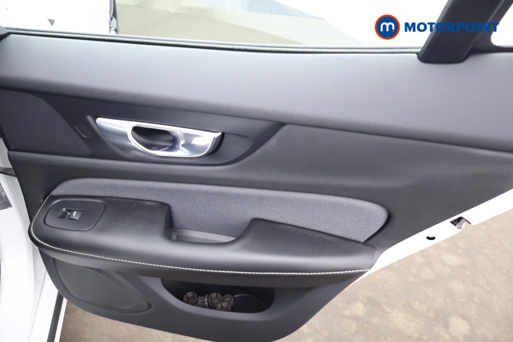 Volvo S60 R Design Plus Automatic Petrol Saloon - Stock Number (1650758) - 16th supplementary image