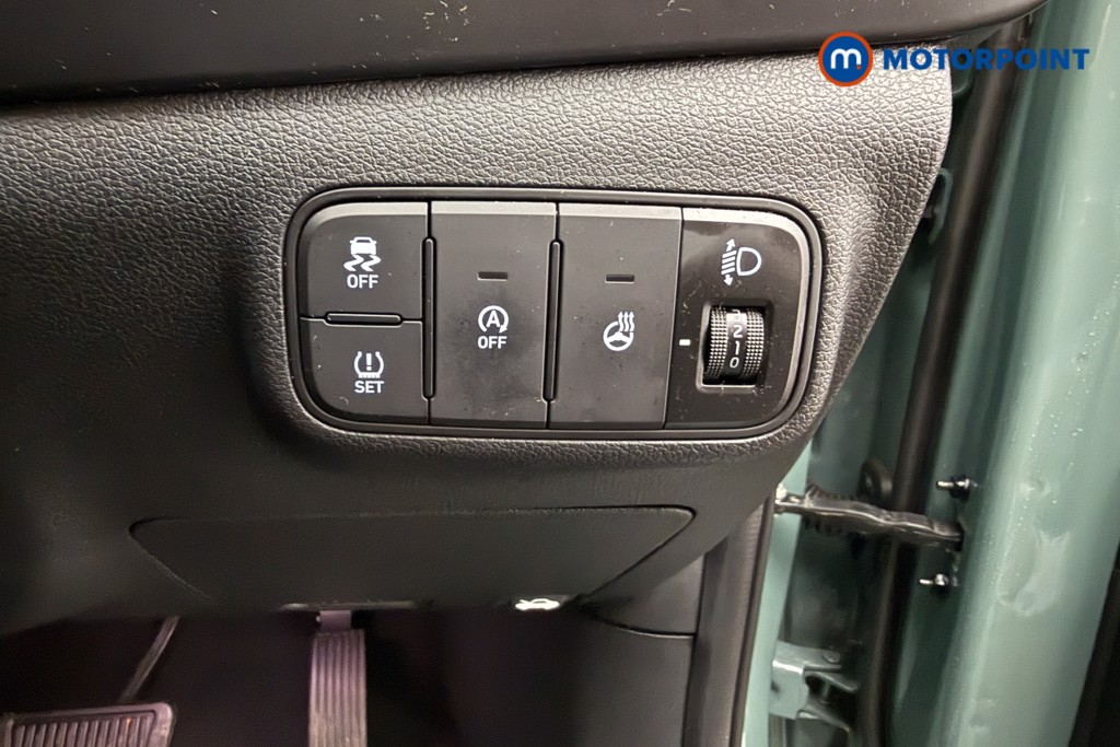 Hyundai I20 Premium Automatic Petrol Hatchback - Stock Number (1650786) - 5th supplementary image