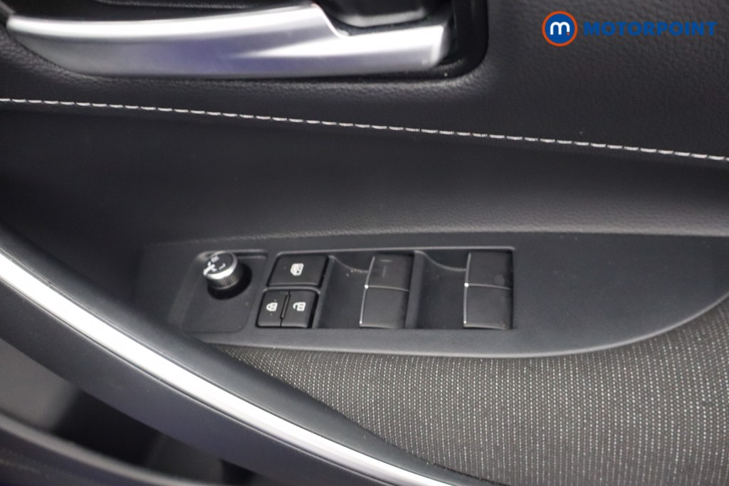Toyota Corolla Icon Automatic Petrol-Electric Hybrid Estate - Stock Number (1650952) - 11th supplementary image
