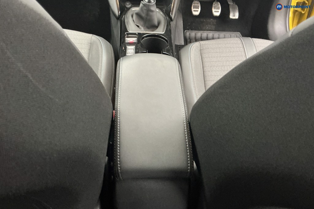 Peugeot 208 Allure Premium -Plus Manual Petrol Hatchback - Stock Number (1651226) - 11th supplementary image