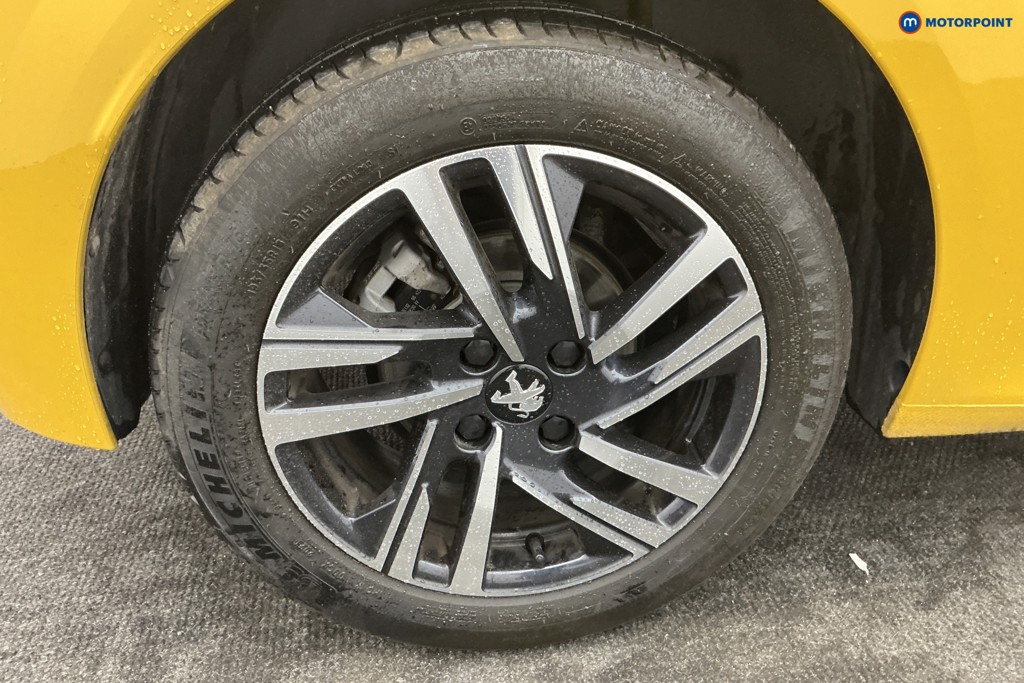 Peugeot 208 Allure Premium -Plus Manual Petrol Hatchback - Stock Number (1651226) - 33rd supplementary image