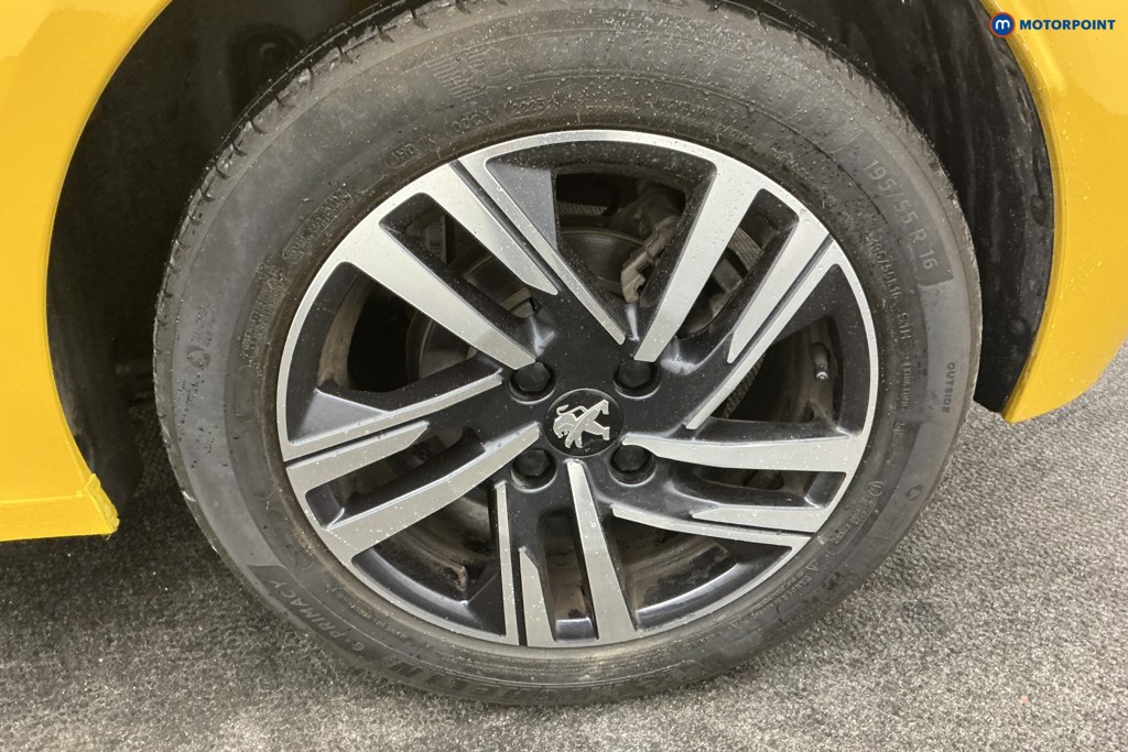 Peugeot 208 Allure Premium -Plus Manual Petrol Hatchback - Stock Number (1651226) - 36th supplementary image