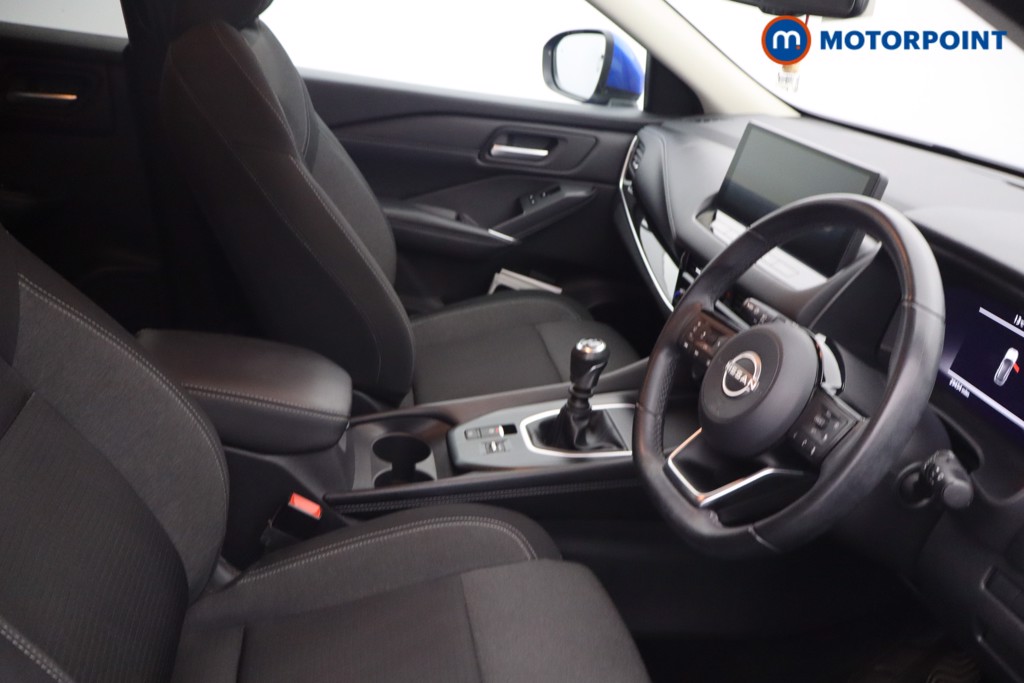 Nissan Qashqai N-Connecta Manual Petrol SUV - Stock Number (1651269) - 9th supplementary image