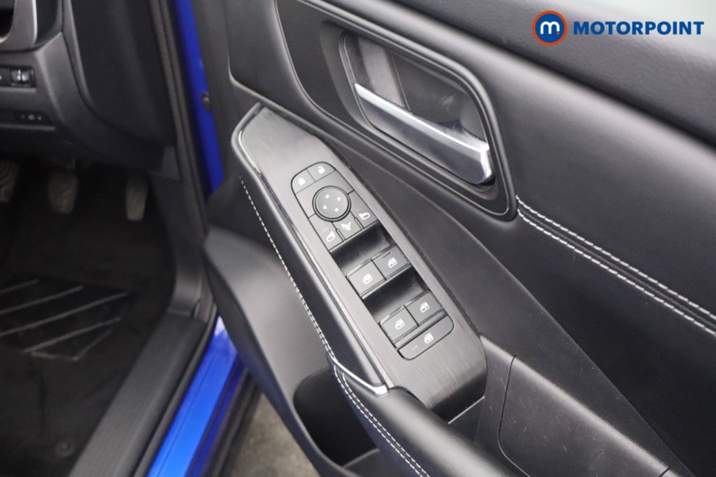 Nissan Qashqai N-Connecta Manual Petrol SUV - Stock Number (1651269) - 10th supplementary image