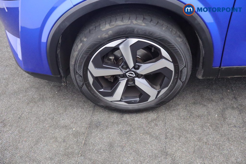 Nissan Qashqai N-Connecta Manual Petrol SUV - Stock Number (1651269) - 20th supplementary image