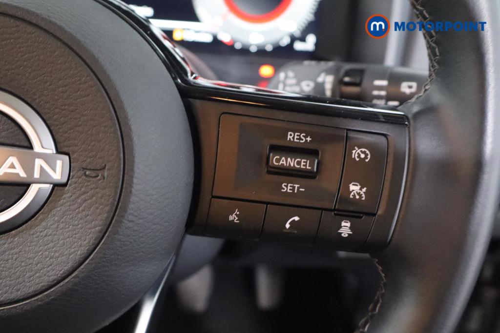 Nissan Qashqai N-Connecta Manual Petrol SUV - Stock Number (1651281) - 5th supplementary image