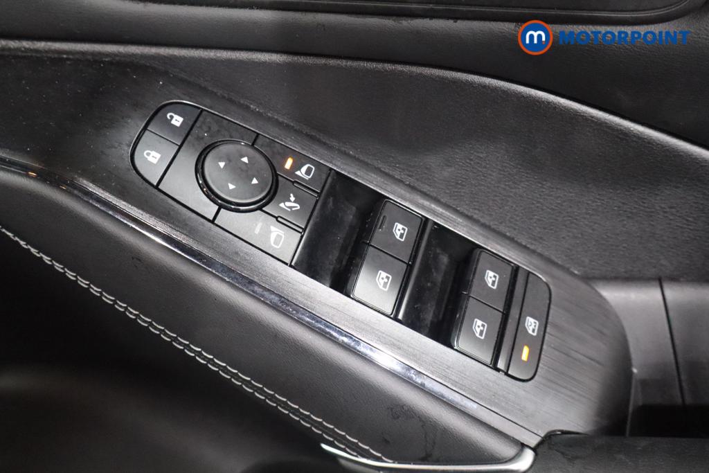 Nissan Qashqai N-Connecta Manual Petrol SUV - Stock Number (1651281) - 10th supplementary image