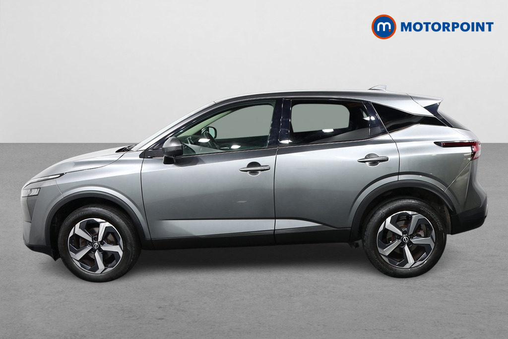Nissan Qashqai N-Connecta Manual Petrol SUV - Stock Number (1651281) - Passenger side
