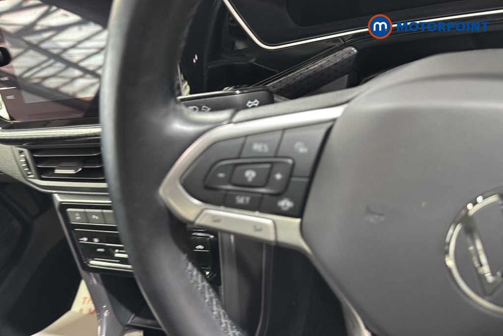 Volkswagen T-Cross SEL Manual Petrol SUV - Stock Number (1651635) - 4th supplementary image