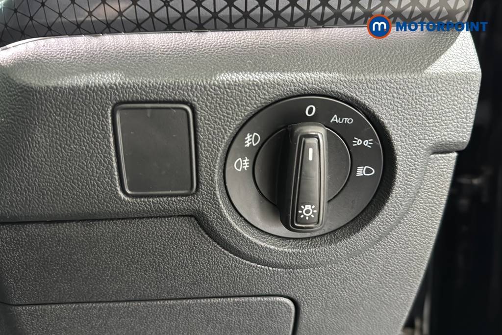 Volkswagen T-Cross SEL Manual Petrol SUV - Stock Number (1651635) - 11th supplementary image