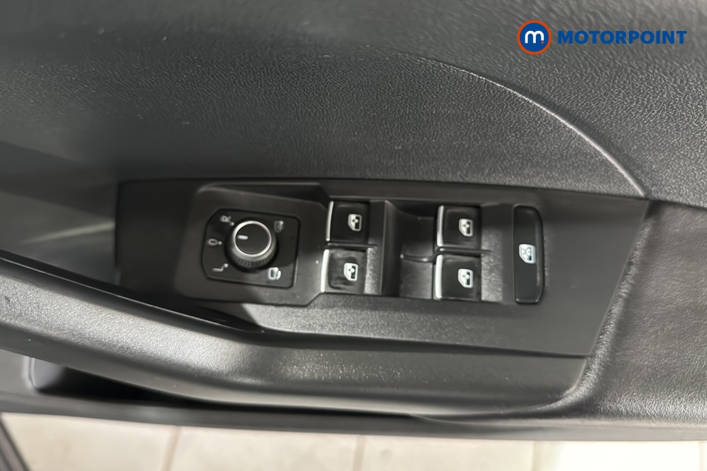 Volkswagen T-Cross SEL Manual Petrol SUV - Stock Number (1651635) - 19th supplementary image