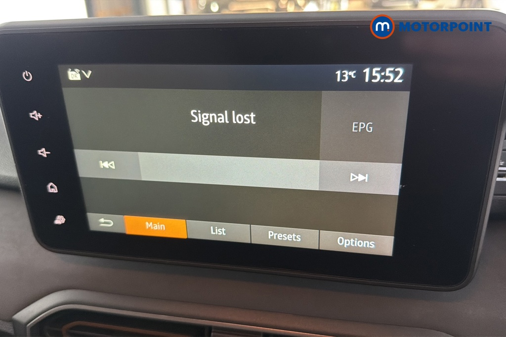 Dacia Jogger Extreme Automatic Petrol-Electric Hybrid People Carrier - Stock Number (1651758) - 8th supplementary image