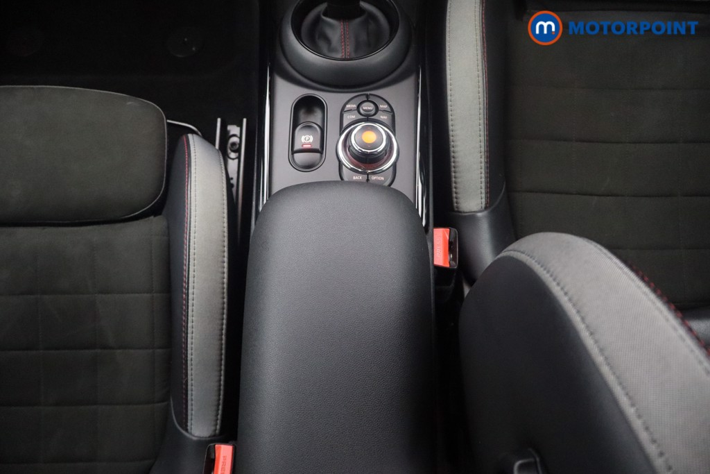 Mini Clubman John Cooper Works Automatic Petrol Estate - Stock Number (1651821) - 6th supplementary image