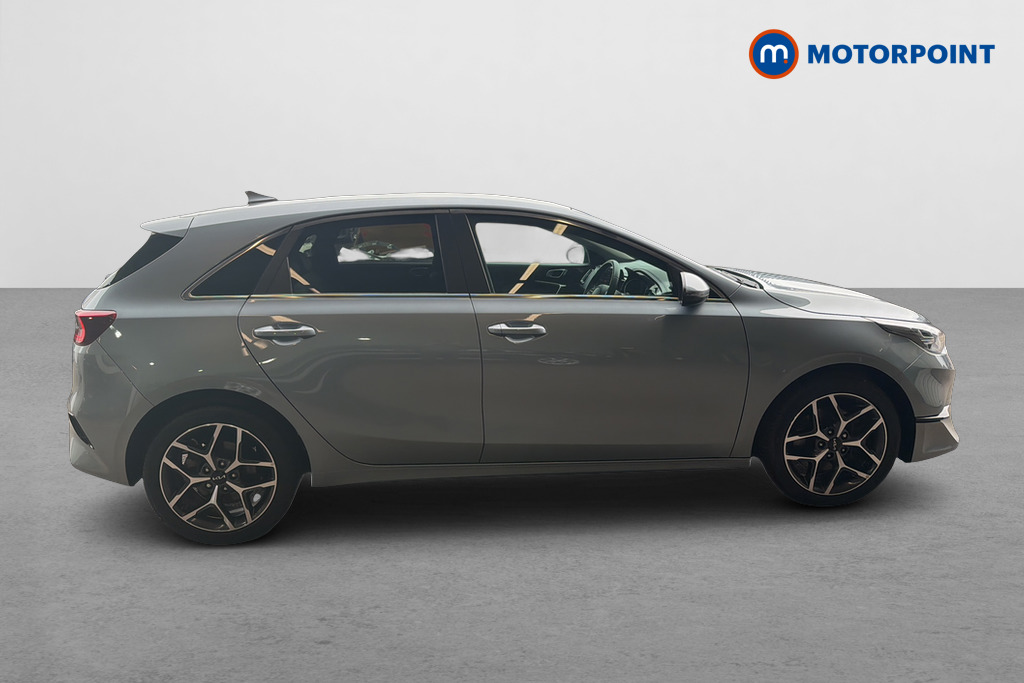 KIA Ceed 3 Manual Petrol Hatchback - Stock Number (1651974) - Passenger side