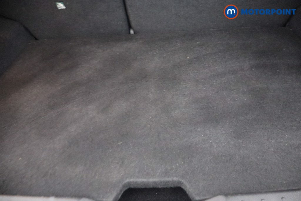 Nissan Juke N-Connecta Automatic Petrol-Electric Hybrid SUV - Stock Number (1652219) - 6th supplementary image
