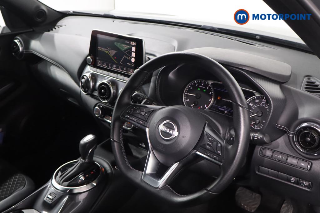 Nissan Juke N-Connecta Automatic Petrol SUV - Stock Number (1652382) - 1st supplementary image