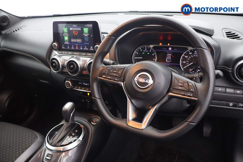 Nissan Juke N-Connecta Automatic Petrol SUV - Stock Number (1652384) - 2nd supplementary image