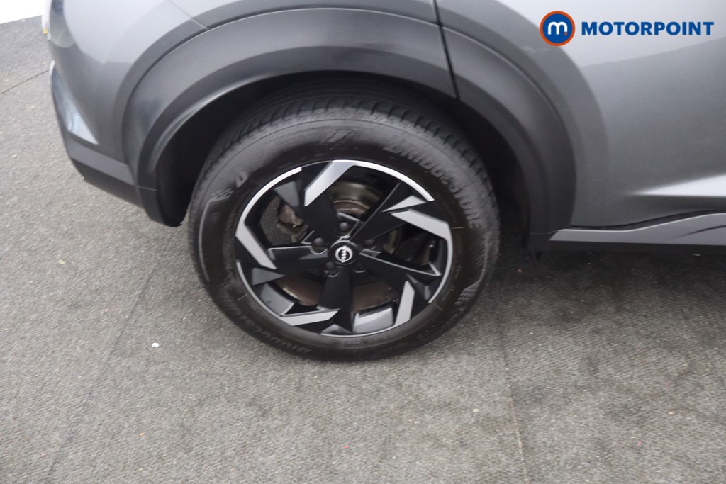 Nissan Juke N-Connecta Automatic Petrol SUV - Stock Number (1652384) - 18th supplementary image