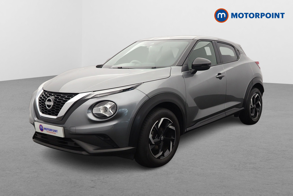 Nissan Juke N-Connecta Automatic Petrol SUV - Stock Number (1652384) - Passenger side front corner