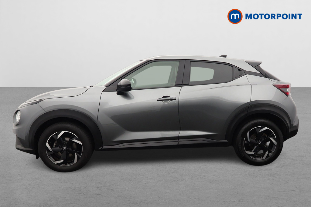 Nissan Juke N-Connecta Automatic Petrol SUV - Stock Number (1652384) - Passenger side