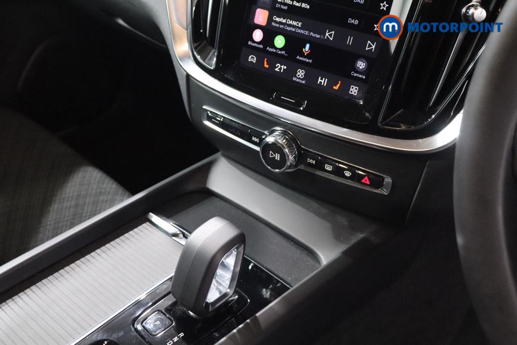 Volvo V60 Core Automatic Petrol Estate - Stock Number (1652855) - 7th supplementary image